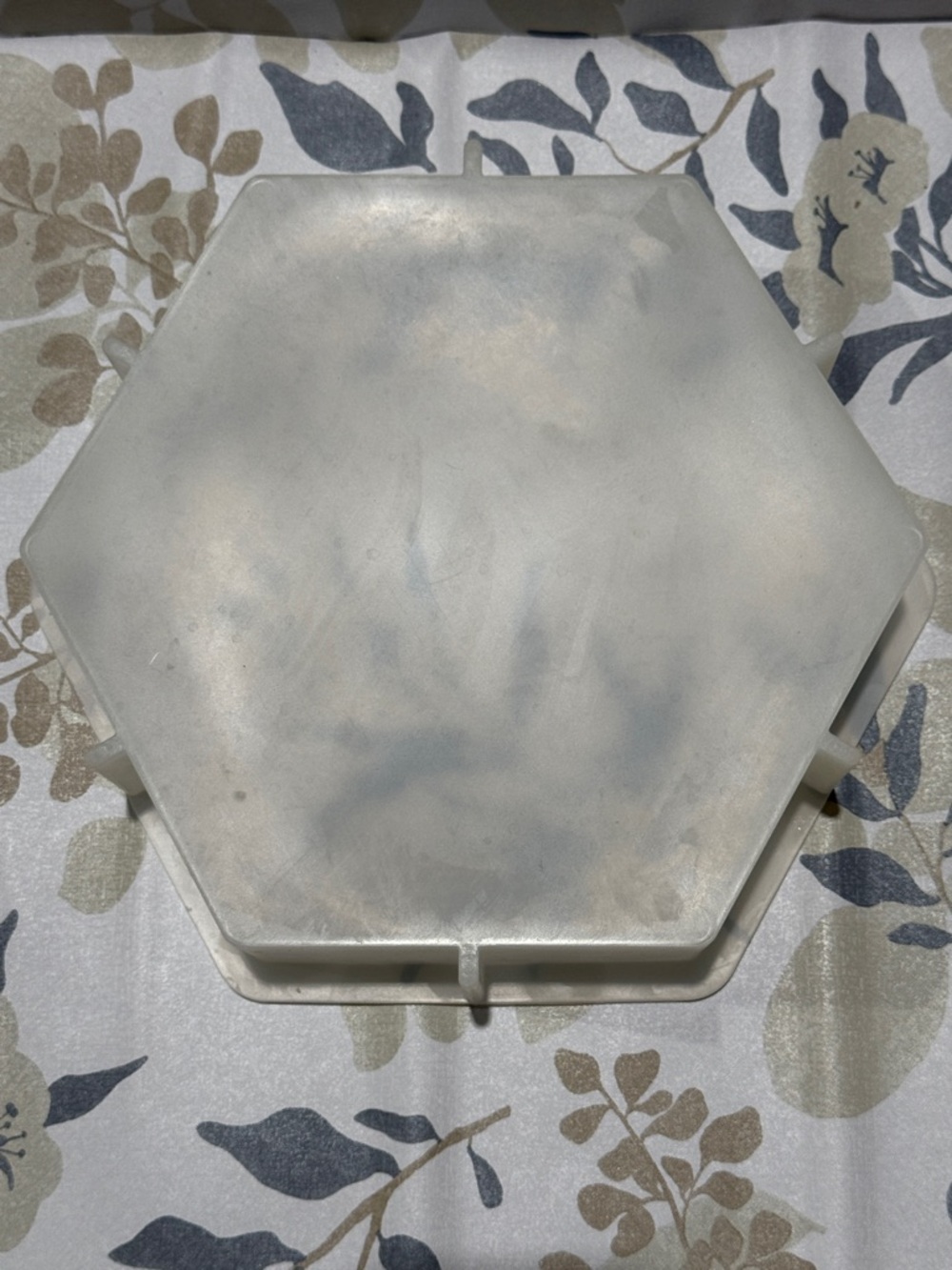 Hexagonal Clear Silicone Mold - Translucent White - Picture 2 of 5